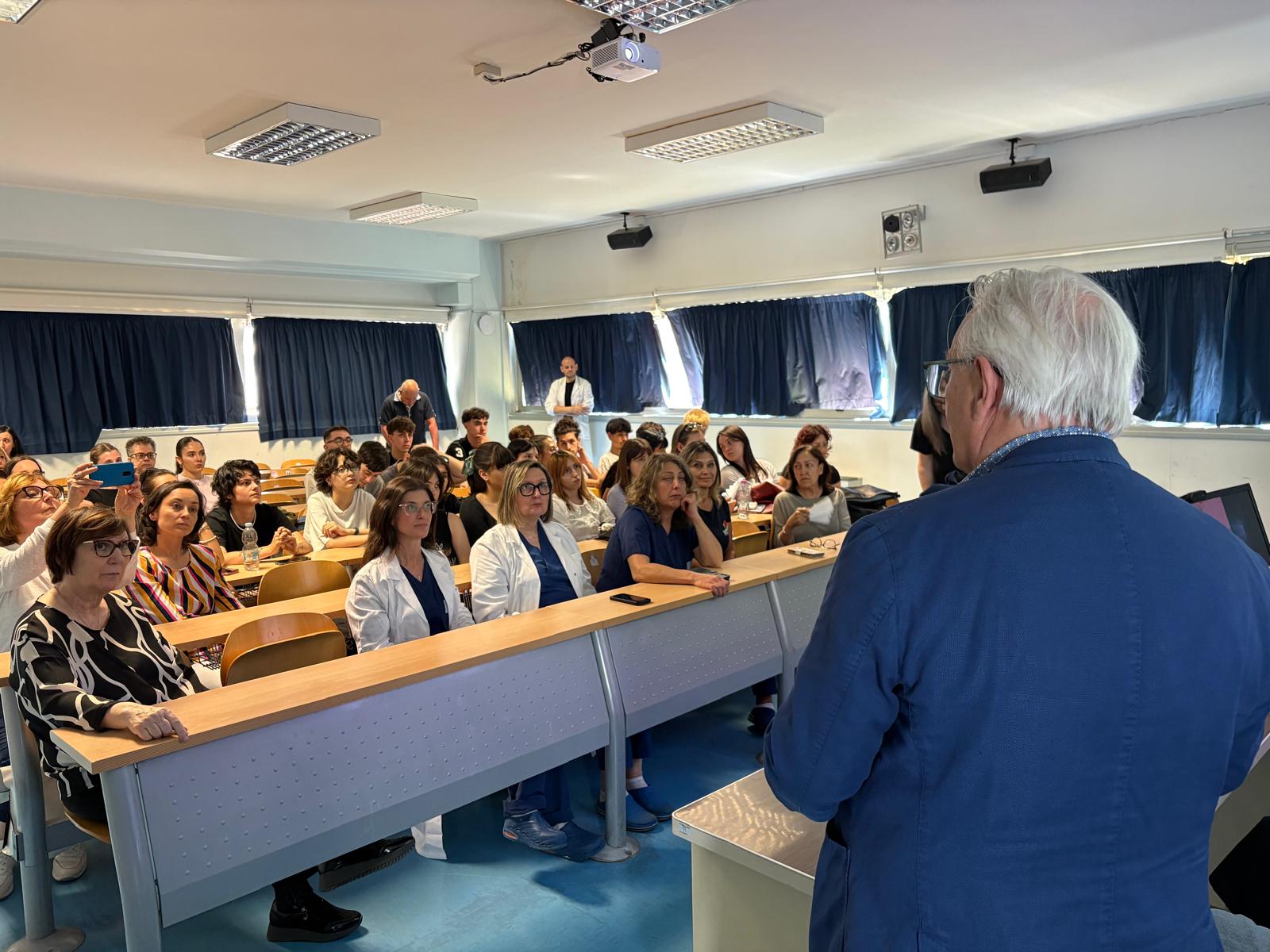 Presentazione Donazione organi campagna Liceo artistico 322